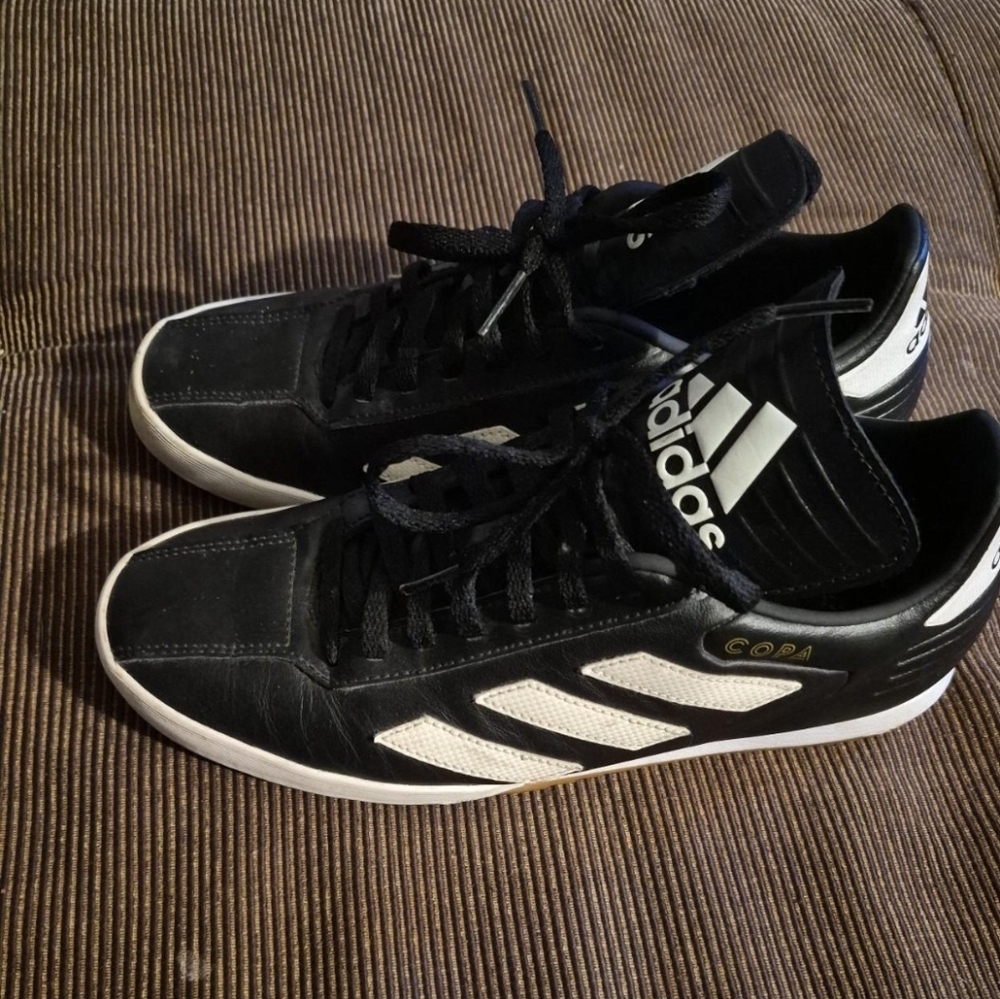 Adidas Copa Men's Black and White Classic Sneakers,Size US 7